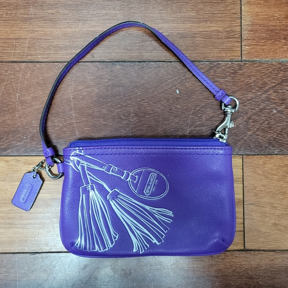 Coach Legacy Ultraviolet Wristlet - Picture 4 of 12